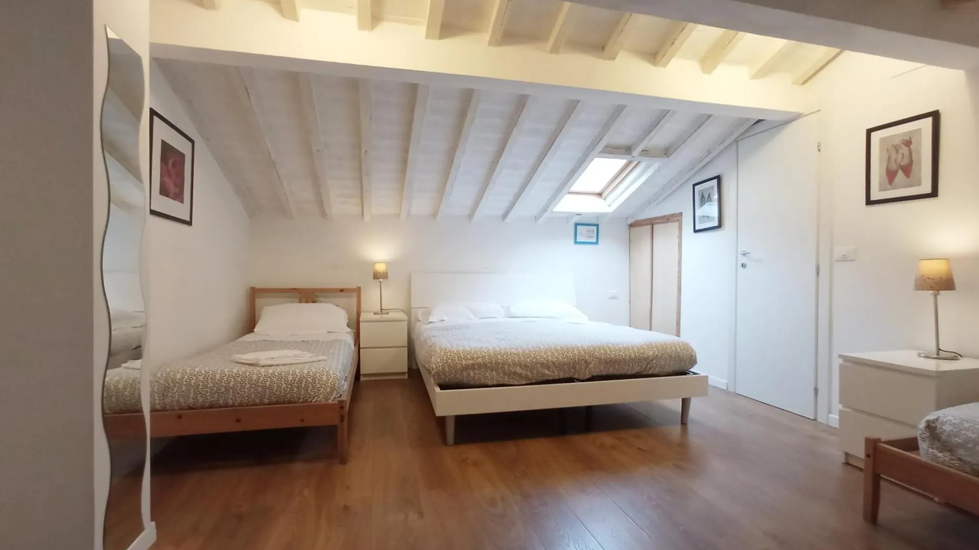 Casa Vacanze Francesco Floransa 0*,